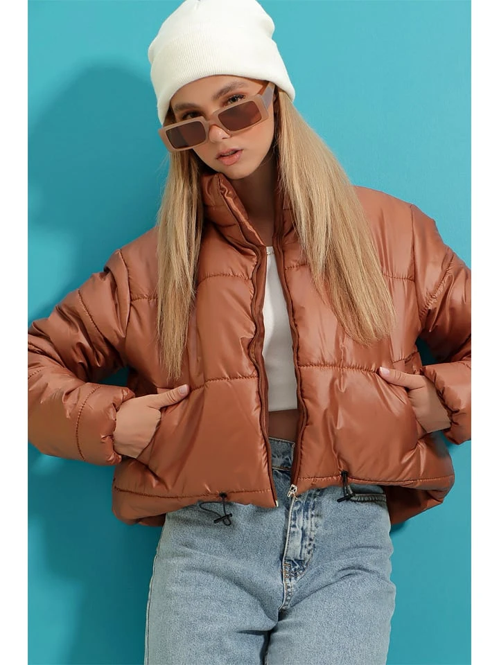 Übergangsjacke In Hellbraun 5 Übergangsjacke In Hellbraun – Bild 3