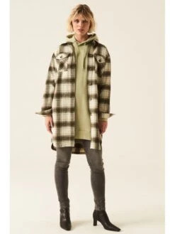 Garcia Hemdjacke In Oliv -Winterbekleidungs Geschäft garcia hemdjacke in oliv 2